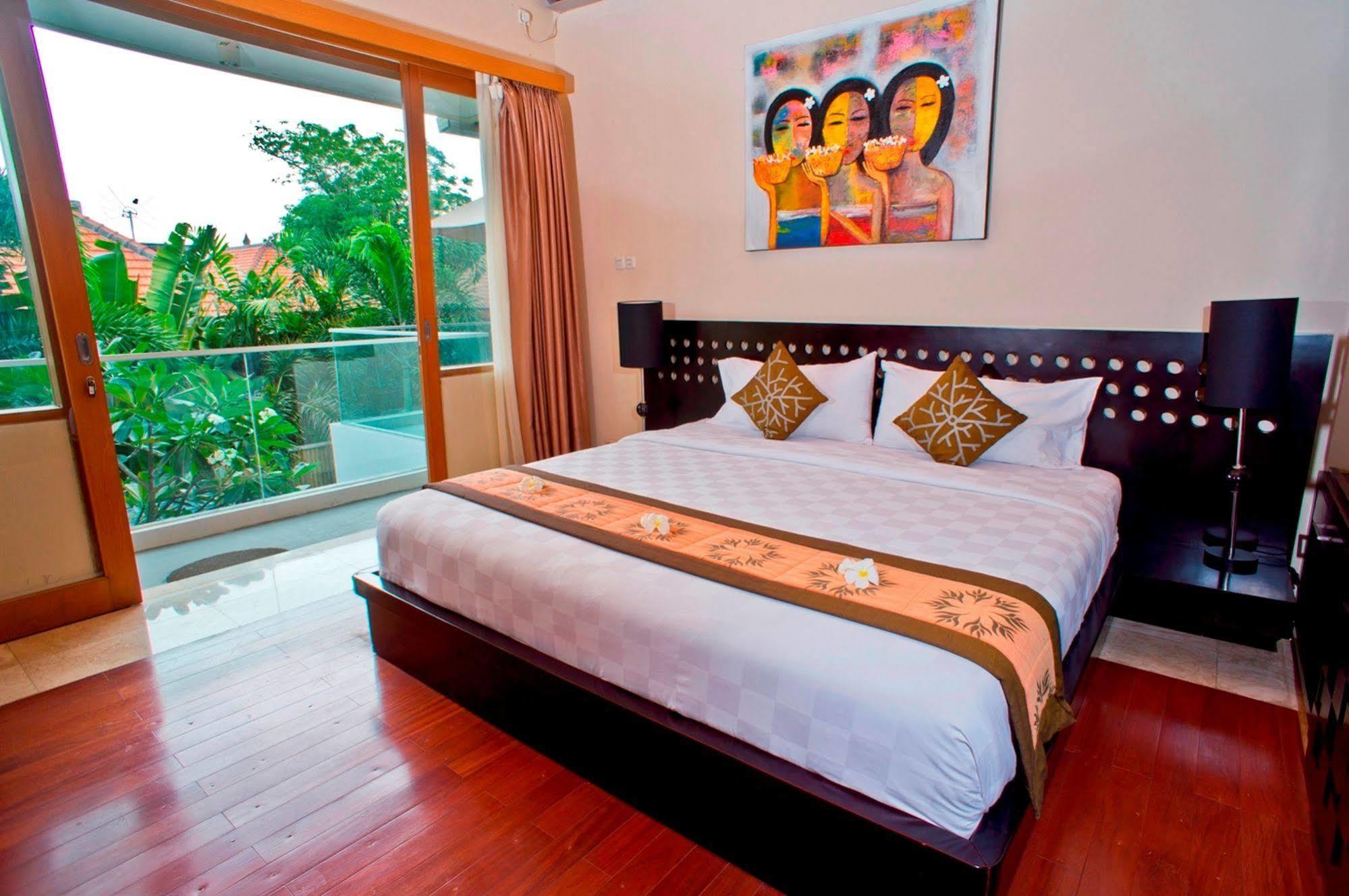 Villa Travis Seminyak  Exterior photo