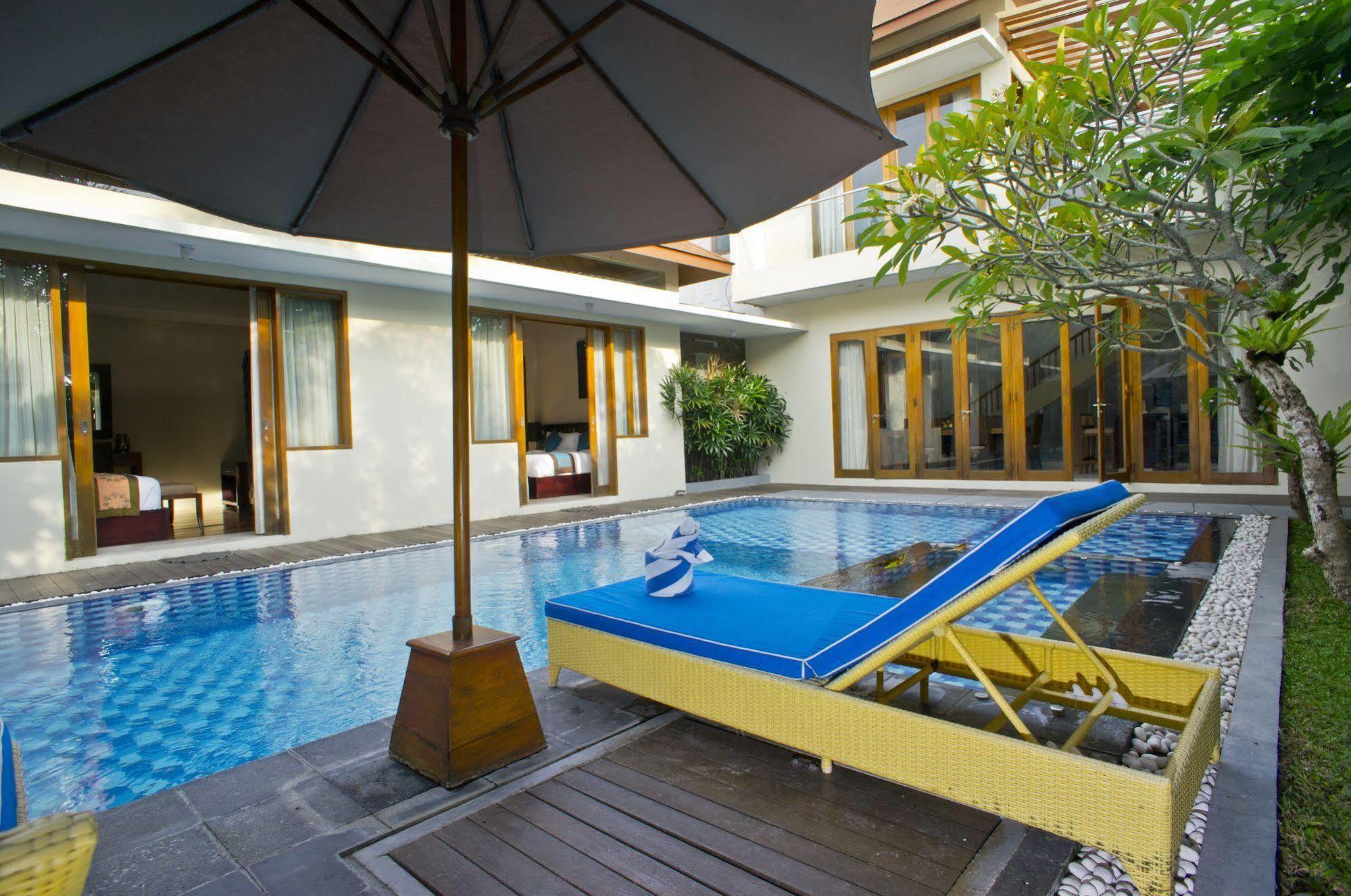Villa Travis Seminyak  Exterior photo